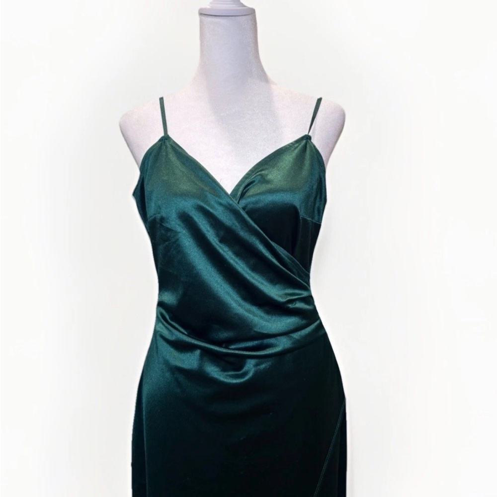 Windsor Emerald Green Satin Maxi Dress Side Slit Cowl Neck Formal Evening Gown M - Picture 4 of 9